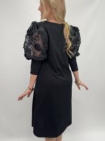 Klänning svart med puffärm