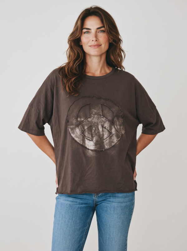 T-shirt med Metalliskt Peacemärke Dam – Mörkbrun