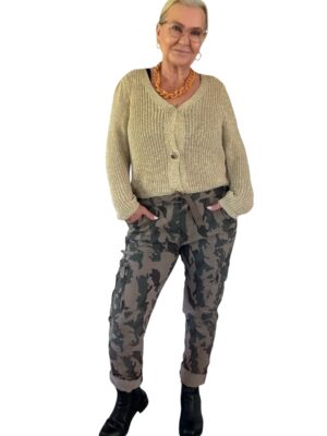 Cargobyxor i camouflage med stretch